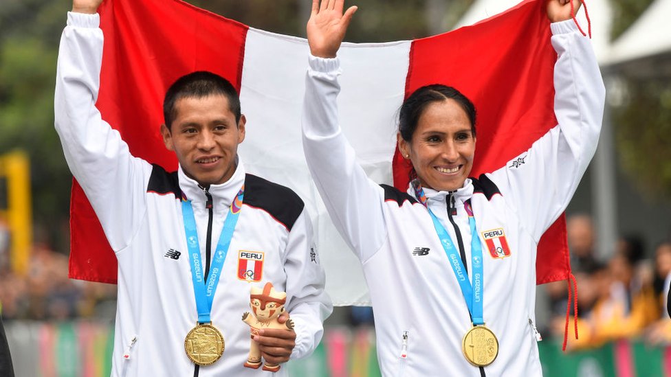 Los peruanos Christian Pacheco y Gladys Tejeda se llevaron las medallas de oro en la maratón femenina y masculina de los Panamericanos. Foto: Getty Images