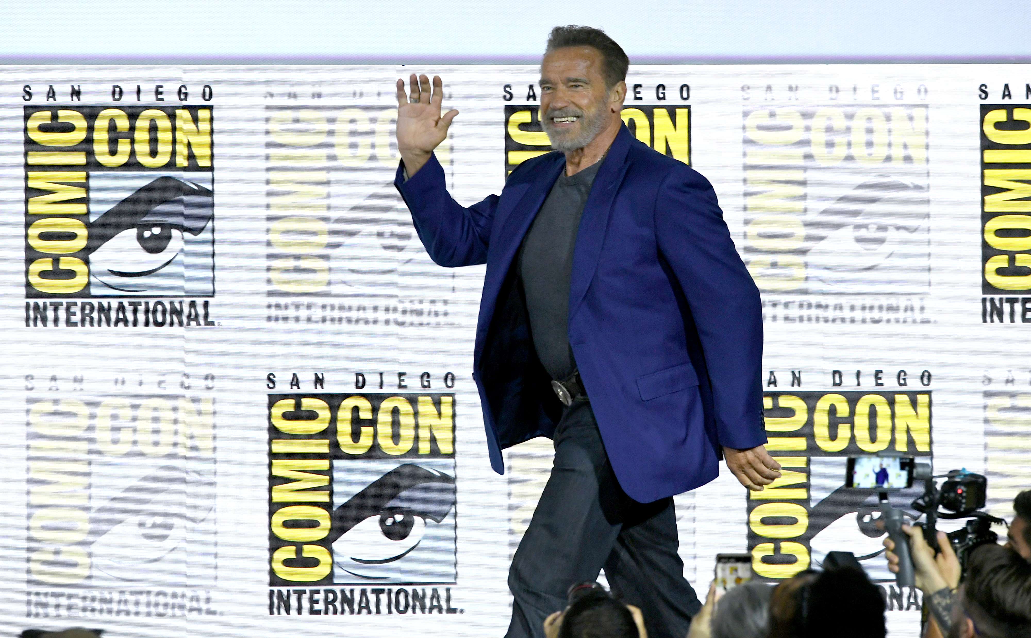  Arnold Schwarzenegger conquistó la Comic-Con de San Diego, con "Terminator: Dark Fate", la última entrega de esta saga de ciencia-ficción. (Foto Prensa Libre: AFP)