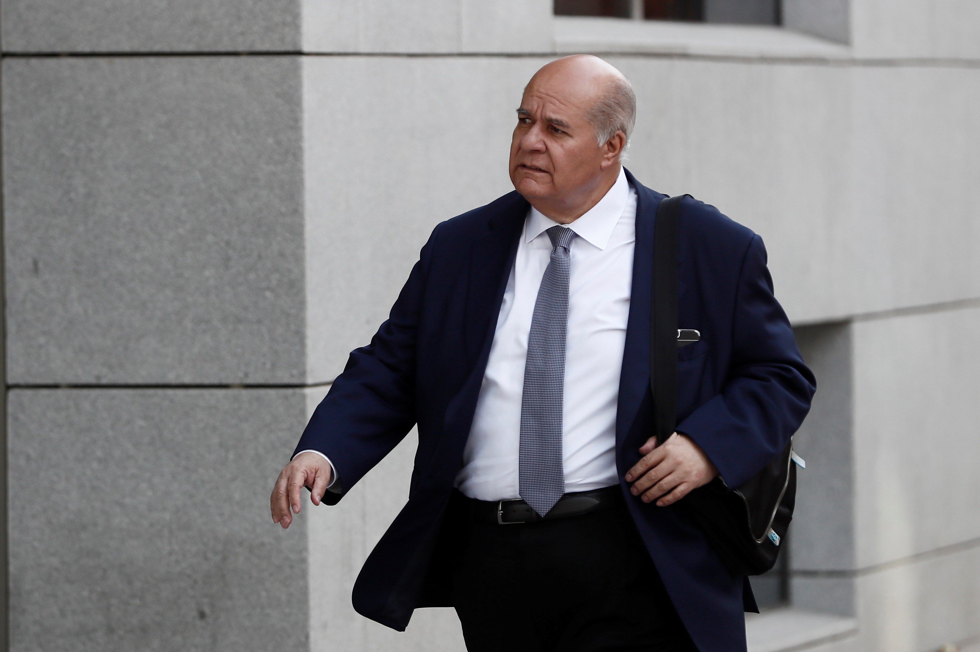 El exembajador de Guatemala en Estados Unidos, Julio Ligorría, a su llegada este lunes a la Audiencia Nacional de España en una fotografía de archivo. (Foto Prensa Libre: HemerotecaPL)