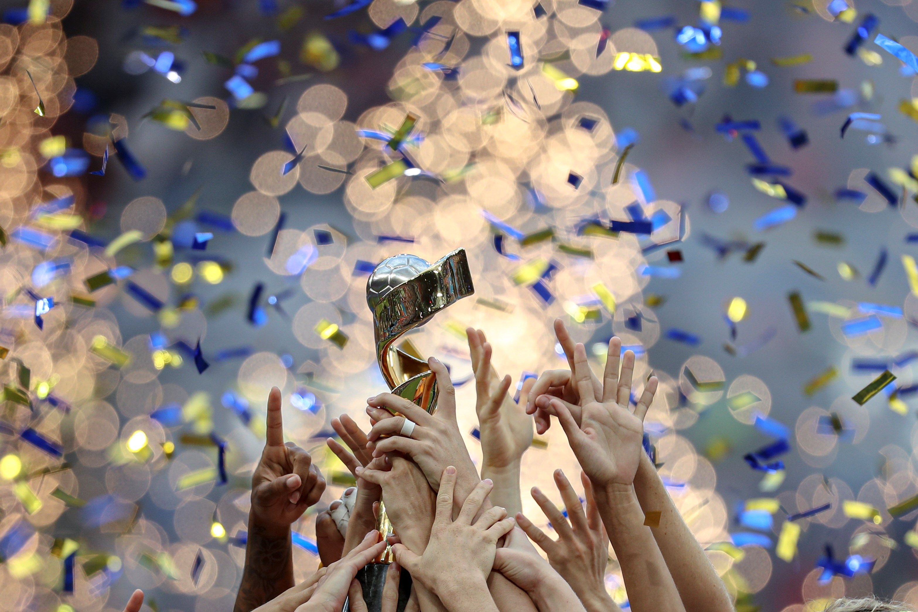 Las jugadoras de la selección estadounidense de futbol celebran la victoria ante Holanda en la final de la Copa Mundial de la FIFA Femenina 2019. (Foto Prensa Libre: EFE)
