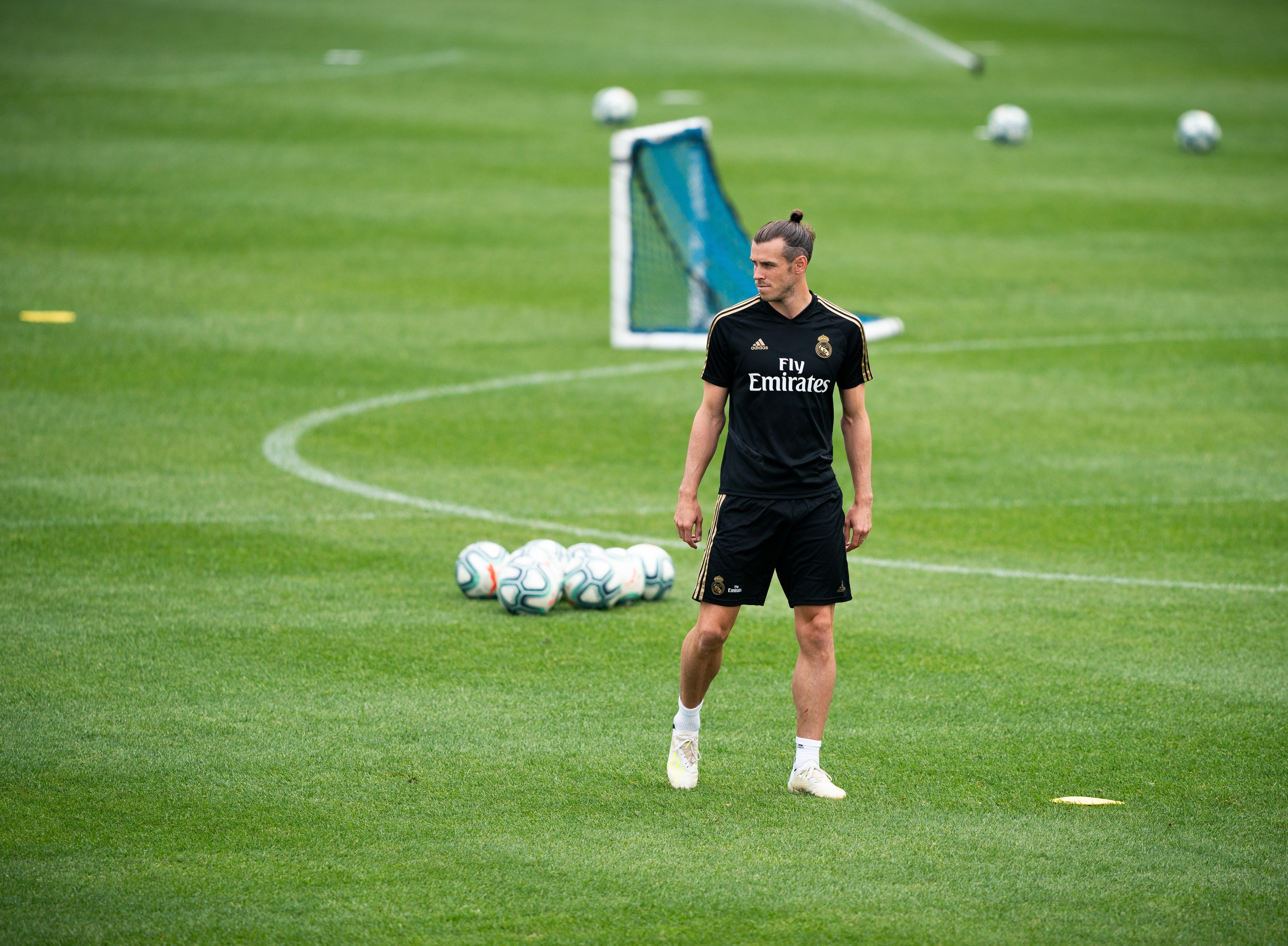 El delantero del Real Madrid Gareth Bale se entrena este martes en las instalaciones Montreal Impact, en Montreal, Canadá. (Foto Prensa Libre: EFE)
