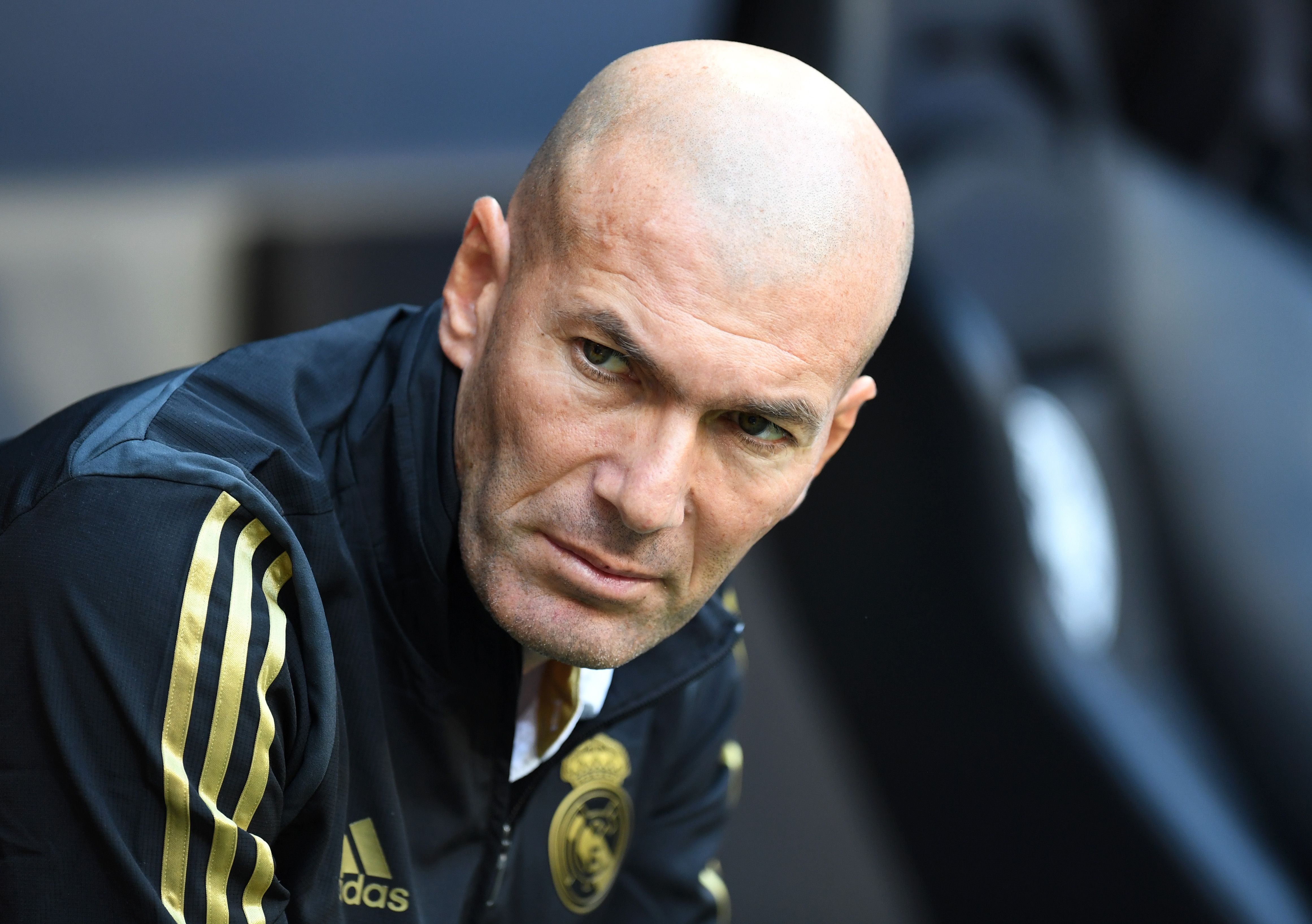 El técnico francés Zinedine Zidane está más tranquilo por el funcionamiento de su equipo, aunque perdieron 1-0. (Foto Prensa Libre: AFP)