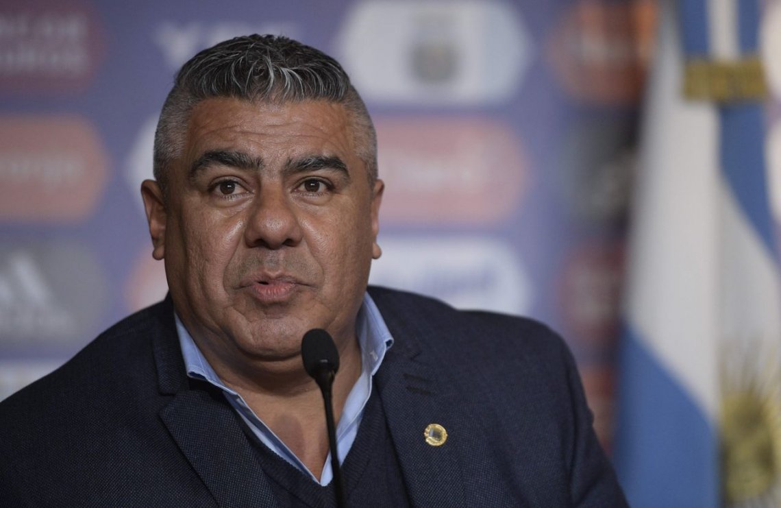 La Conmebol destituyó al argentino Claudio Tapia de su representación ante la FIFA y convocó a elección de su reemplazante. (Foto Prensa Libre: AFP)