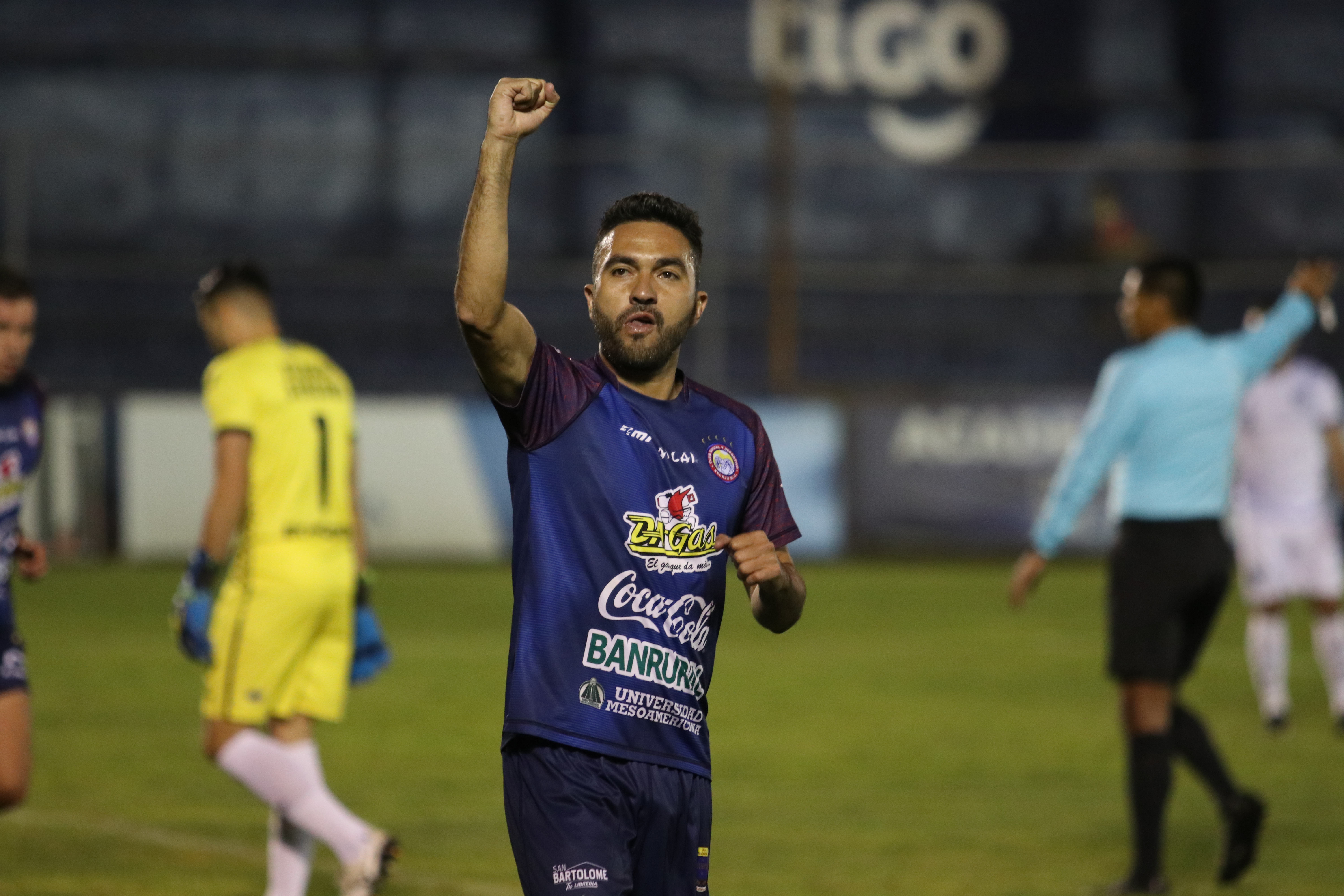 Carlos Kamiani Félix anotó doblete ante Jicaral y sigue mostrando su olfato goleador. (Foto Prensa Libre: Raúl Juárez)