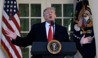 Washington (United States), 25/01/2019.- US President Donald J. Trump makes a statement announcing that a deal has been reached to reopen the government through Feb. 15 during an event in the Rose Garden of the White House in Washington, DC, USA, 25 January 2019. Trump announced a deal had been reached to end the ongoing partial shutdown of the federal government. The shutdown began when Congress and Trump failed to strike a deal on border security before a 22 December 2018 funding deadine. (Abierto, Estados Unidos) EFE/EPA/OLIVIER DOULIERY / POOL