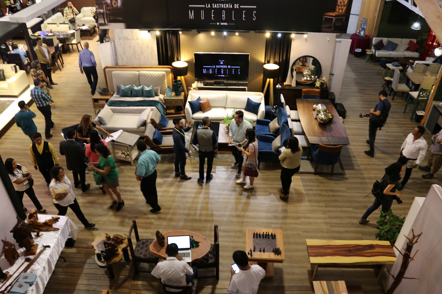 Los productores y expositores del sector de muebles y decoración estrenarán las nuevas líneas de muebles para el hogar y oficina en la edición 2019 de la feria regional más grande del mueble, Expomueble. (Foto Prensa Libre: cortesía Expomueble)