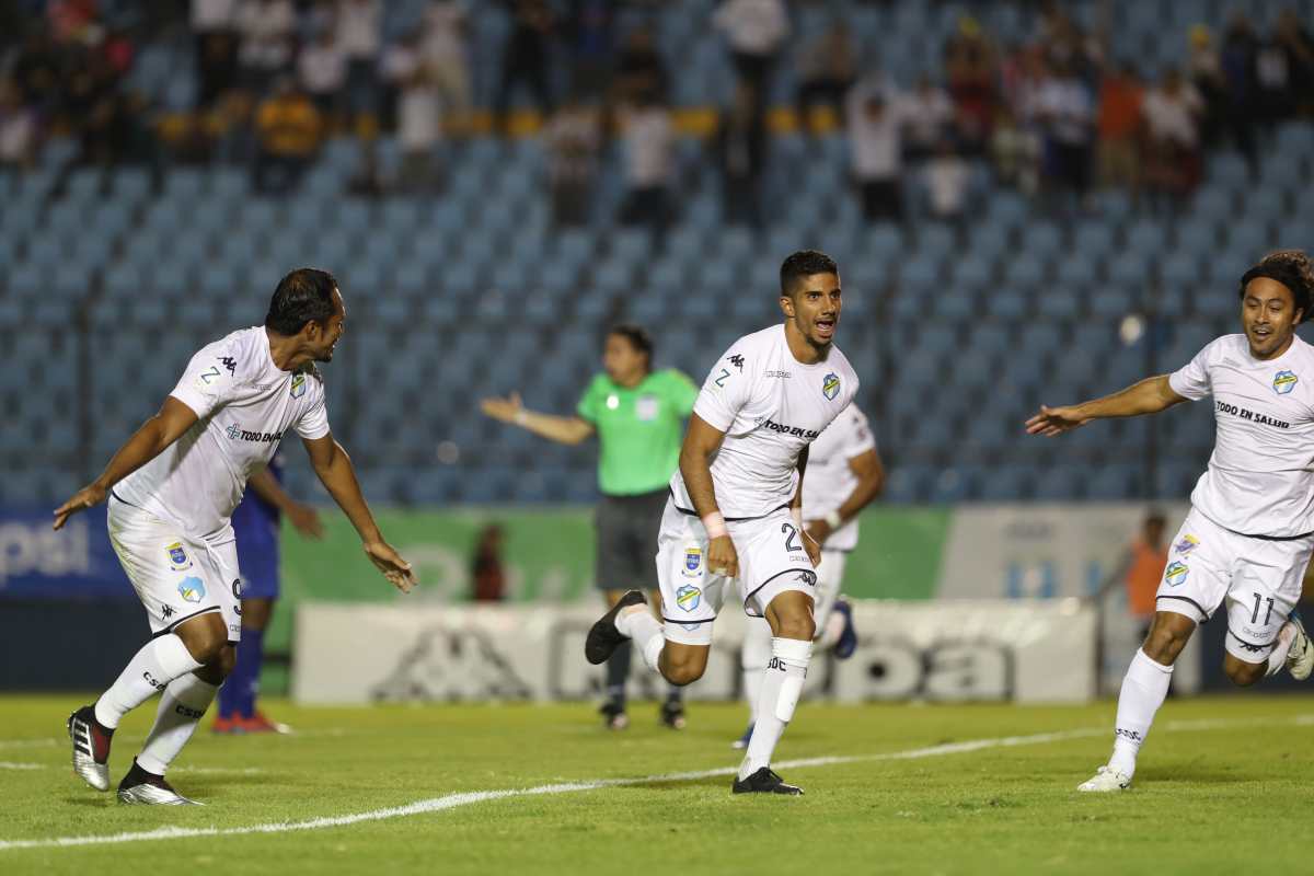 Comunicaciones avanza a las semifinales de la Copa Premier Centroamericana