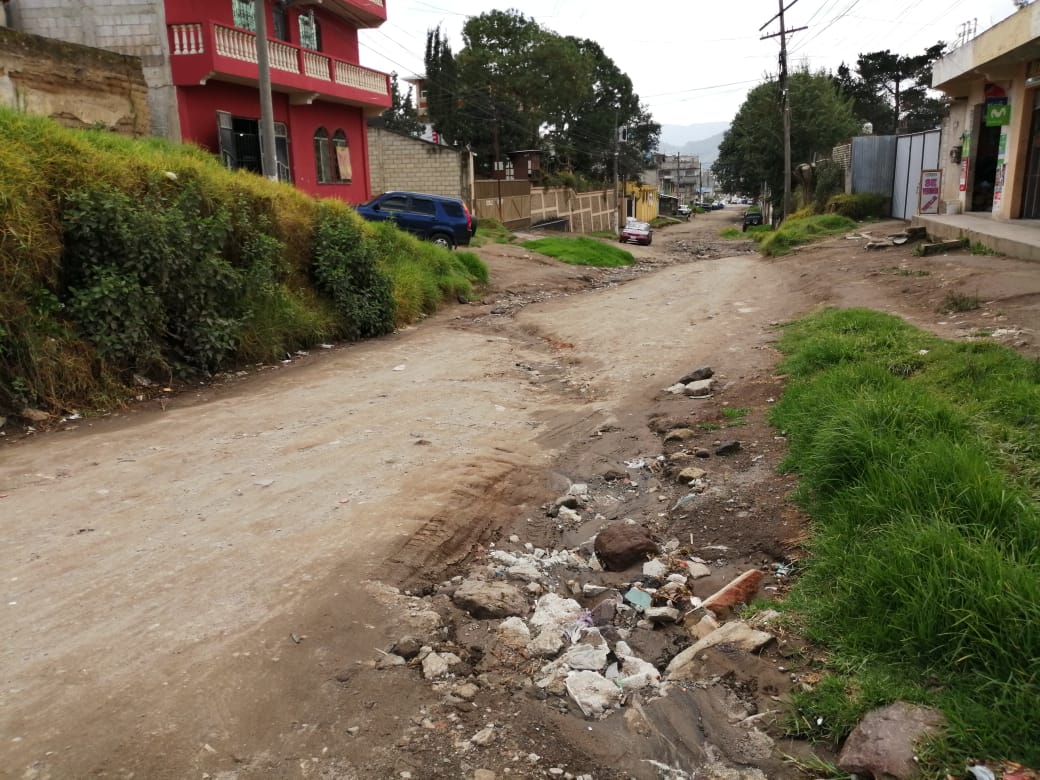 Se espera que los trabajos de reparación de la calle inicien en agosto de este año. (Foto Prensa Libre: María Longo) 
