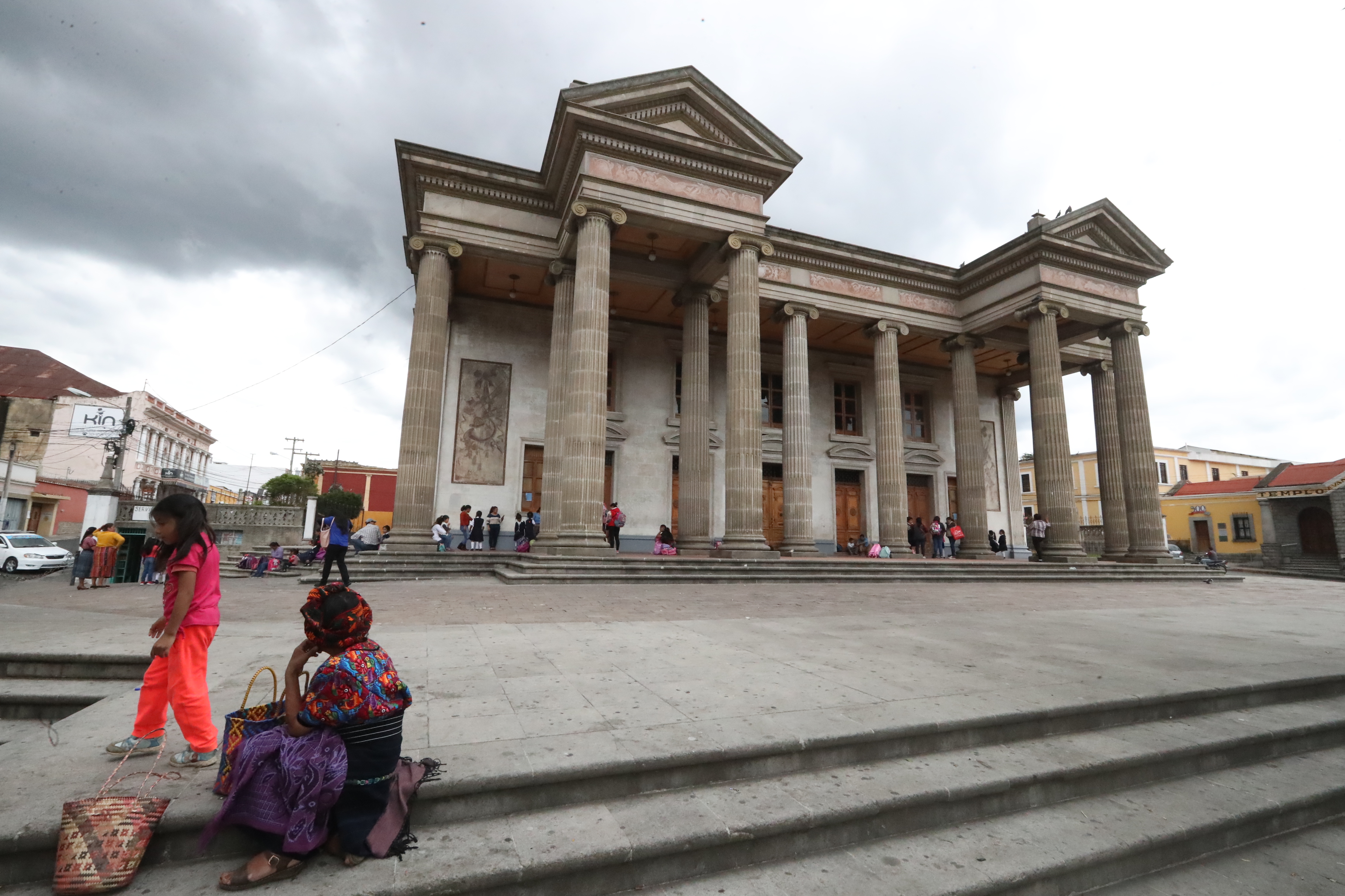 El Teatro Municipal de Quetzaltenango cumple en julio 124 años de estar al servicio de los quetzaltecos. (Foto Prensa Libre: Mynor Toc)