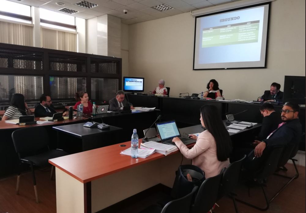 El Tribunal de Mayor Riesgo A, presidido por Yassmin Barrios. (Foto Prensa Libre Kenneth Monzón)