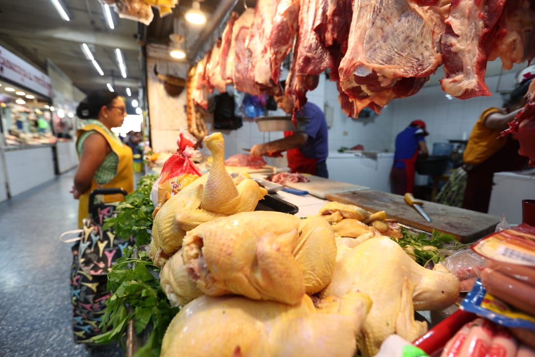 La carne de pollo fue uno de los productos de la Canasta Básica que tuvo incidencia en junio, según el IPC. (Foto Prensa Libre: Hemeroteca) 