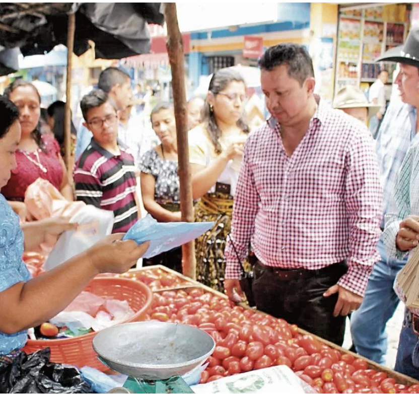  Santiago Atitlán, Sololá, es uno de los municipios donde se prohibió el uso de plásticos.(Foto Prensa Libre: Hemeroteca PL) 