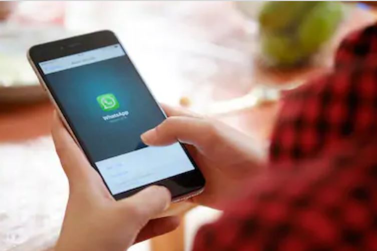 WhatsApp trabaja en nuevas funciones. (Foto Prensa Libre: Shutterstock)