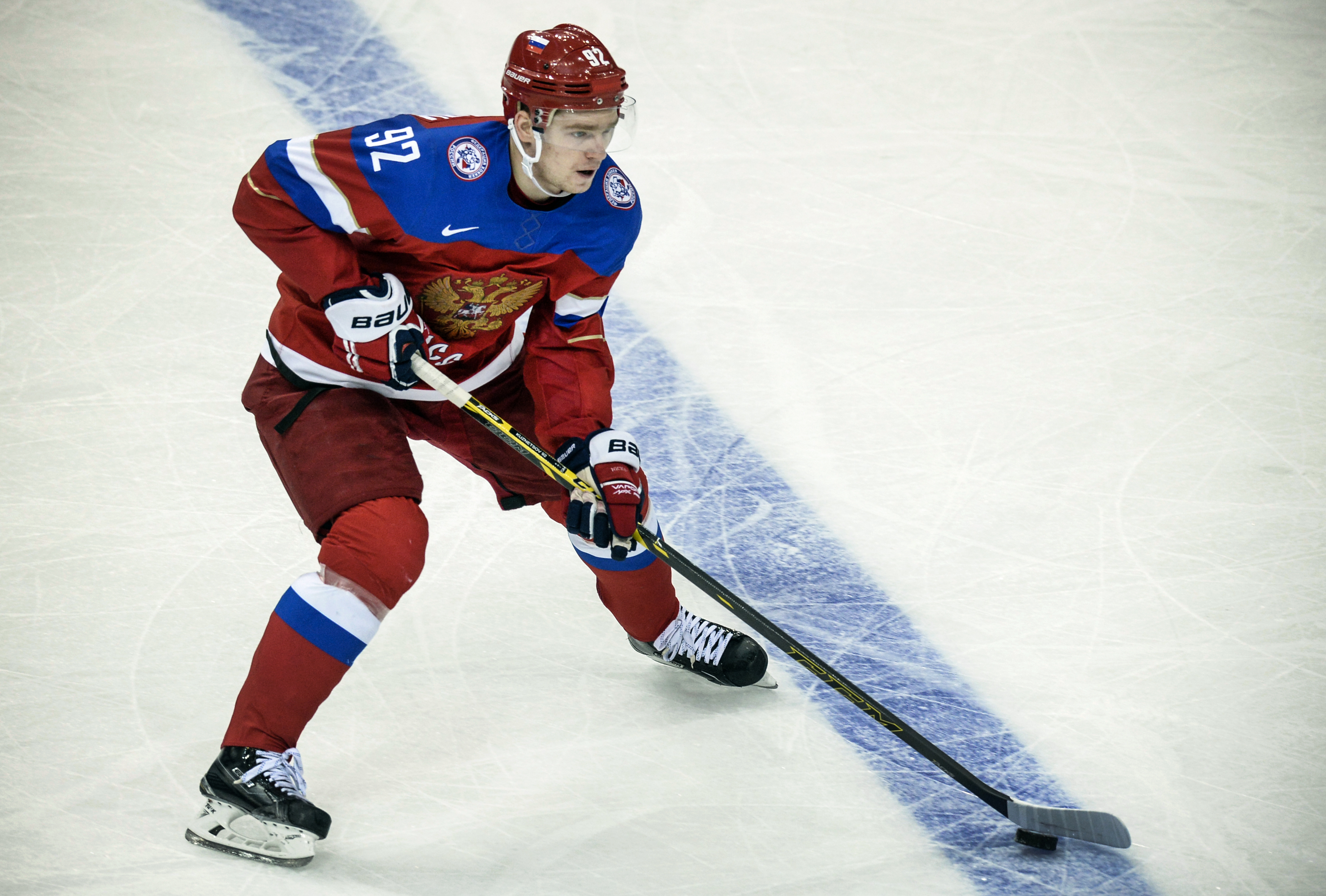 El jugador de hockey ruso Yevgeni Kuznetsov fue suspendido cuatro años por el uso de cocaína. (Foto Prensa Libre: AFP) 
