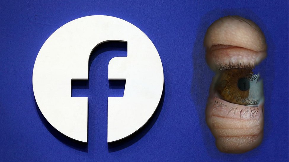 Facebook presentó este martes "Off-Facebook Activity" con la que permitirá al usuario saber qué datos recopila la red social de su actividad en otras páginas y apps. (Foto Prensa Libre: Getty Images)