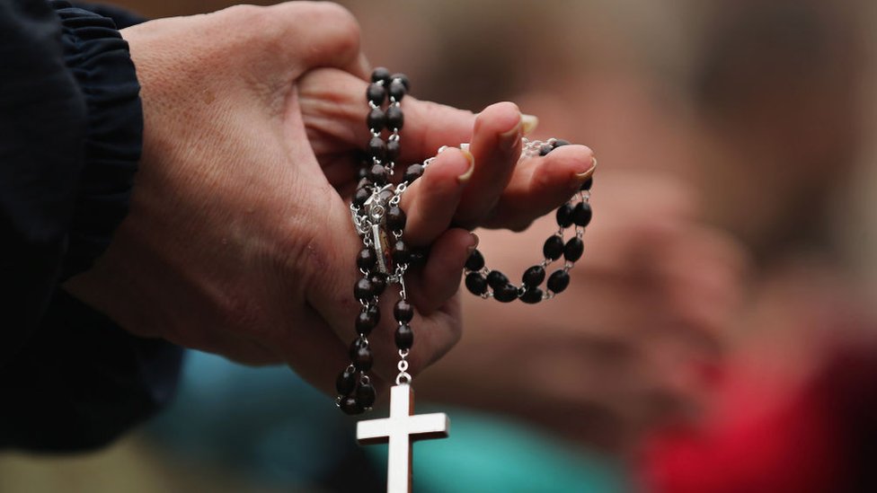 Según la Iglesia católica la fe es un don que se tiene o no. (Foto Prensa Libre: Getty Images)