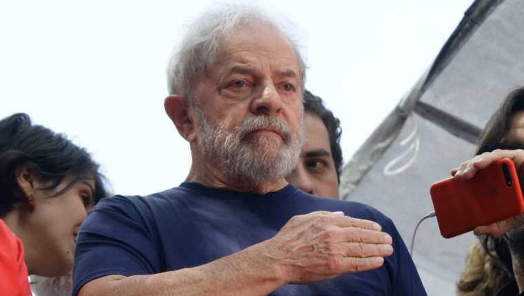 Desde la prisión en Curitiba, Lula da Silva criticó la gestión de Bolsonaro.