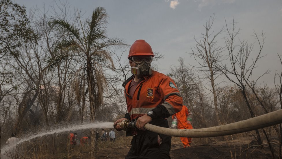 Incendios en el Amazonas: “El pueblo ya no tiene más hombres”, la dramática lucha por salvar de los incendios el mayor tesoro natural de Bolivia