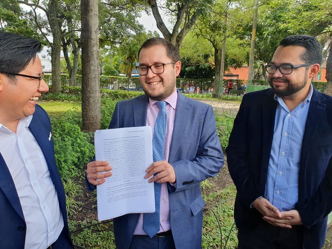 Acción Ciudadana y otras organización interponen amparo para la continuidad de la Cicig. (Foto Prensa Libre: La Red).