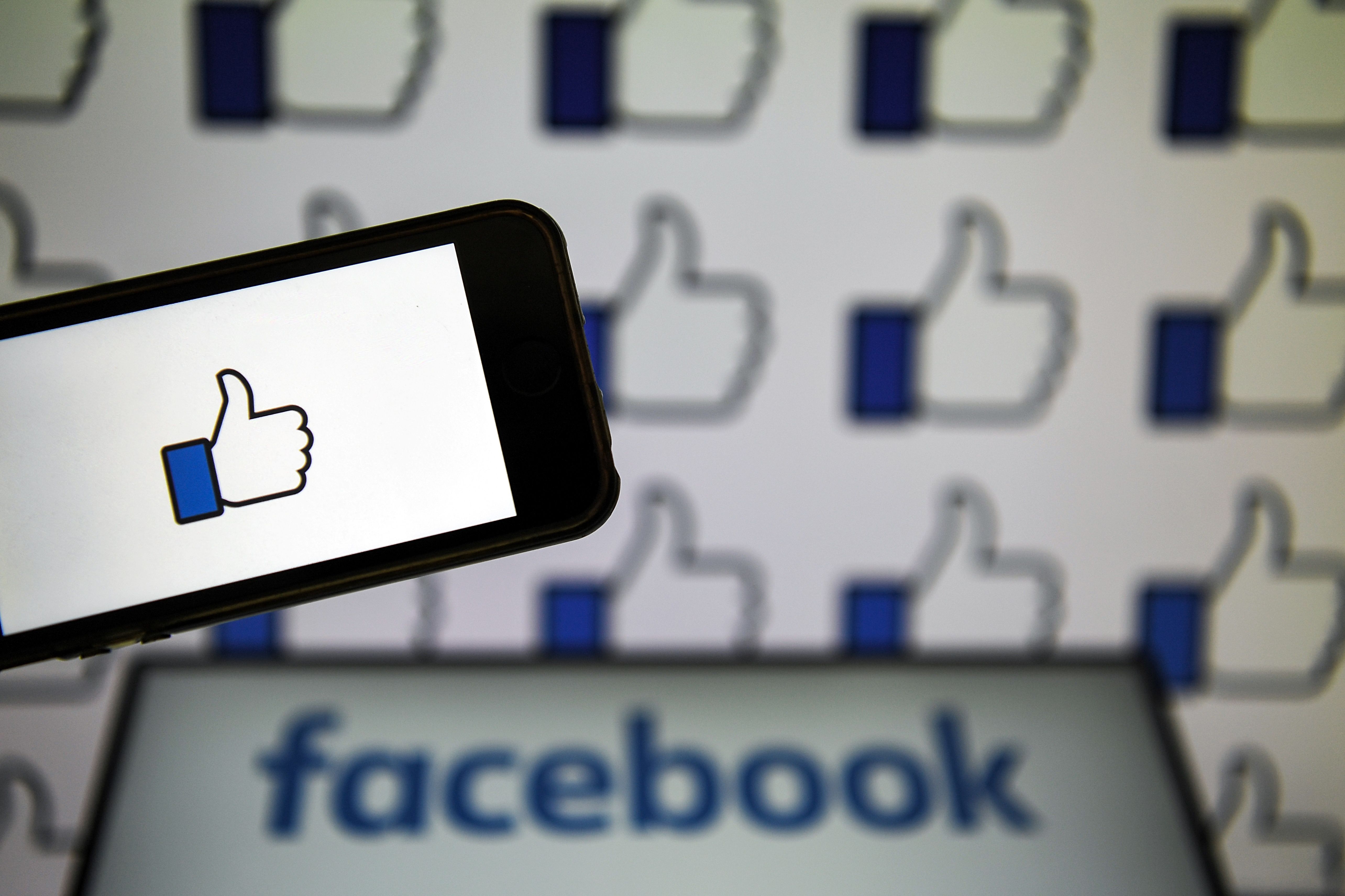 Facebook endurece sus reglas para admitir publicidad política. (Foto Prensa Libre: AFP)