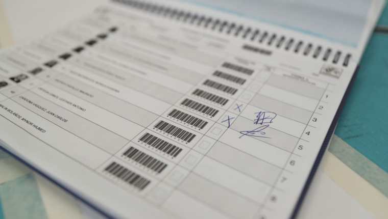 La falta de participación ciudadana es evidente durante la segunda vuelta electoral. (Foto Prensa Libre: Juan Diego González)