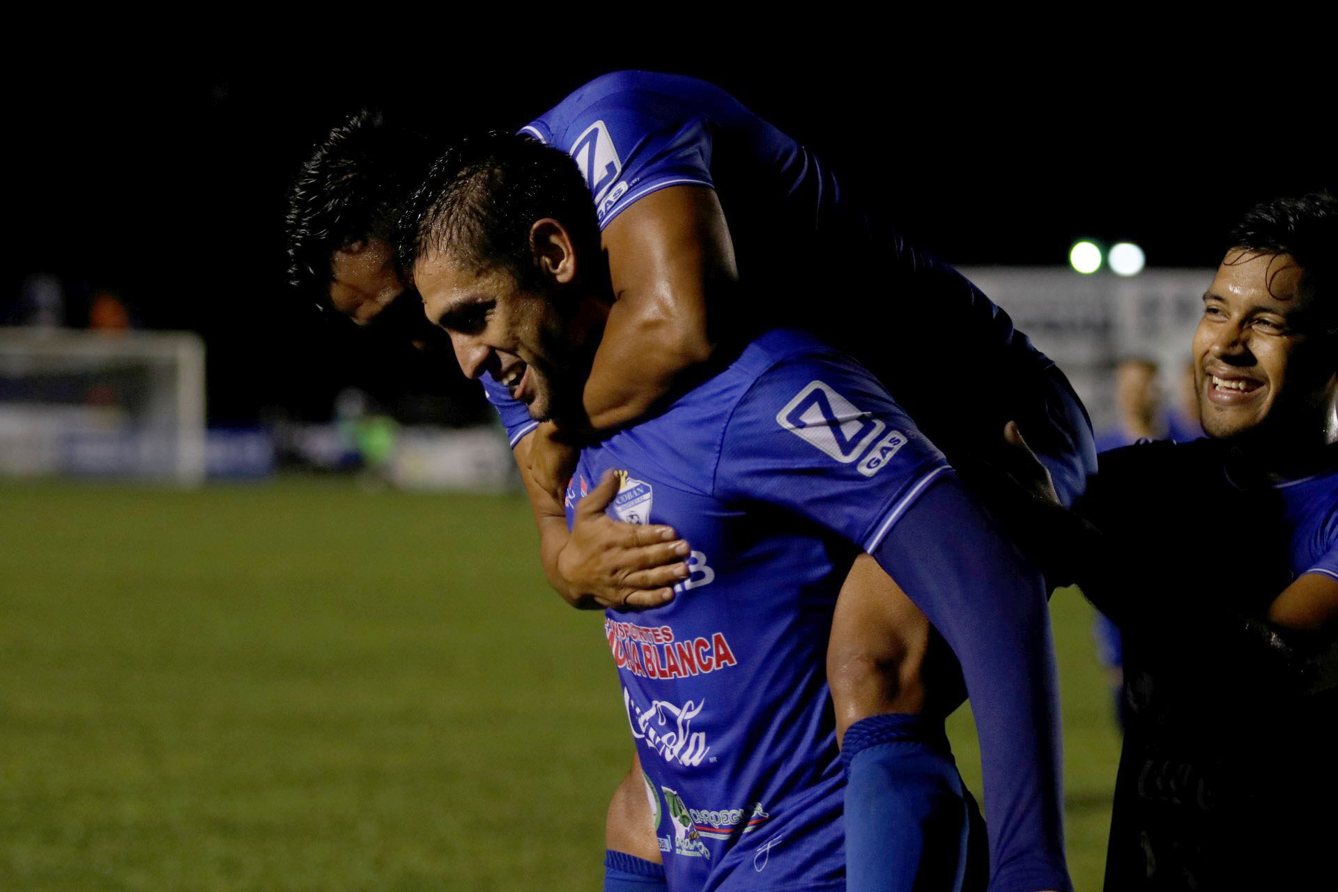 Lauro Cazal fue la figura de Cobán en su triunfo contra Guastatoya. (Foto Prensa Libre: Eduardo Sam)