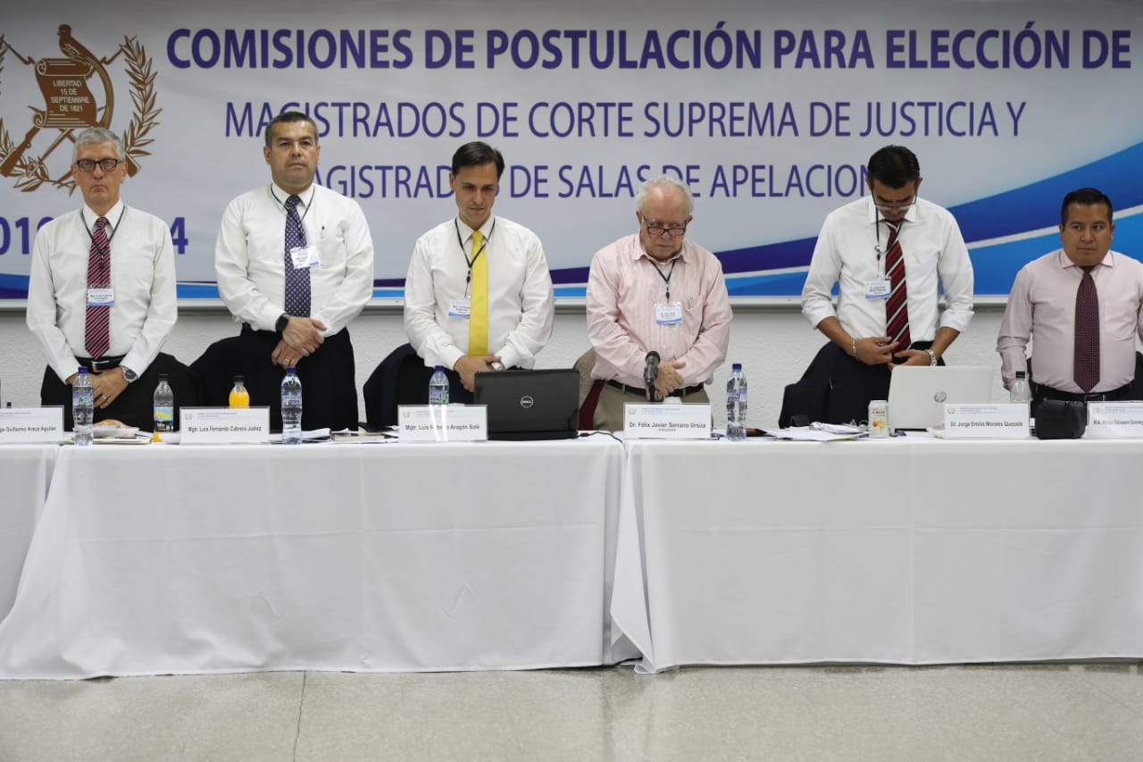 La Comisión de Postulación para proponer aspirantes a magistrados de la Corte Suprema de Justicia se reunió por segunda vez el miércoles 21 de agosto. (Foto Prensa Libre: Érick Ávila)