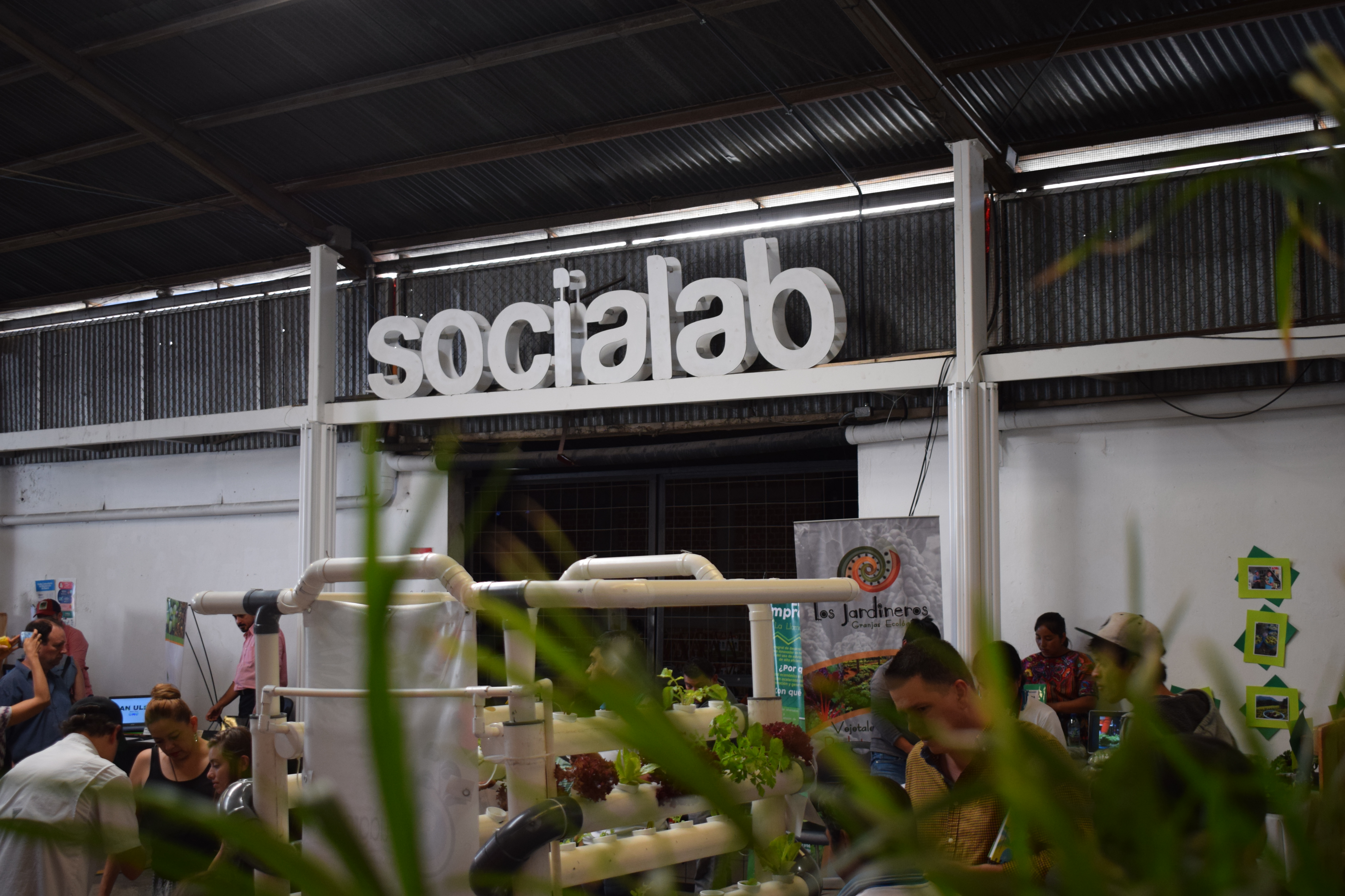 Emprendedores llegan a la recta final por el premio de 50 mil quetzales de capital semilla. (Foto Prensa Libre: cortesía Socialab)