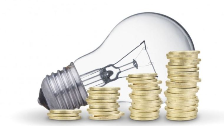 La EEGSA afirma que al trasladar consumos a horarios de baja demanda de energía se lograrán ahorros. (Foto Prensa Libre: Shutterstock)