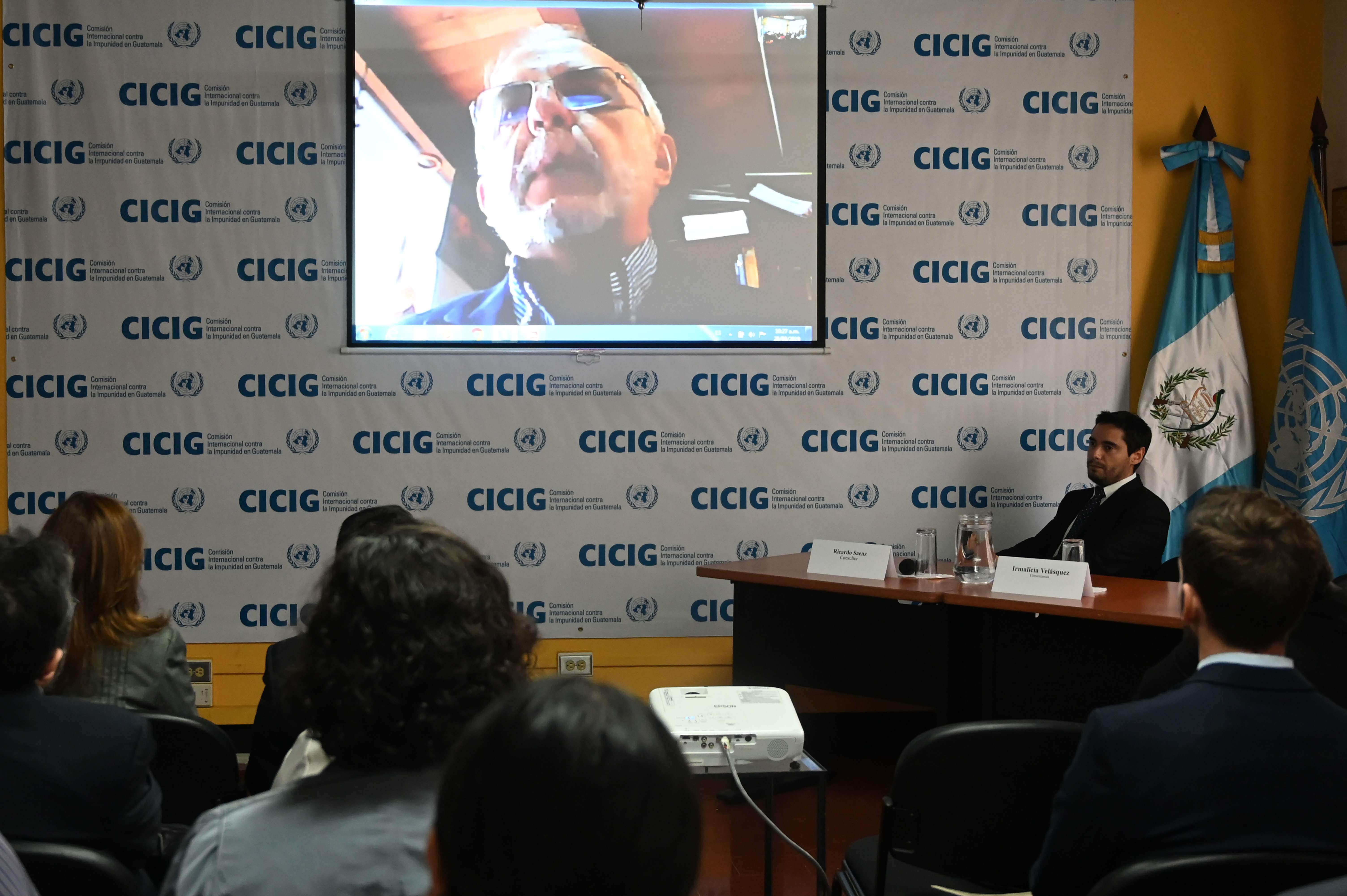 La Cicig presentó el informe "Guatemala: un Estado capturado" en su último día de actividades públicas previo a retirarse del país. (Foto Prensa Libre: Johan Ordóñez / Agence France-Presse AFP)