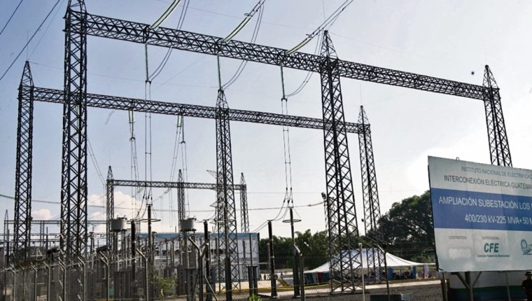 La Interconexión eléctrica de Guatemala y México empezó a operar en el 2010. Ahora CEPAL impulsa otra. (Foto, Prensa Libre: Hemeroteca PL).