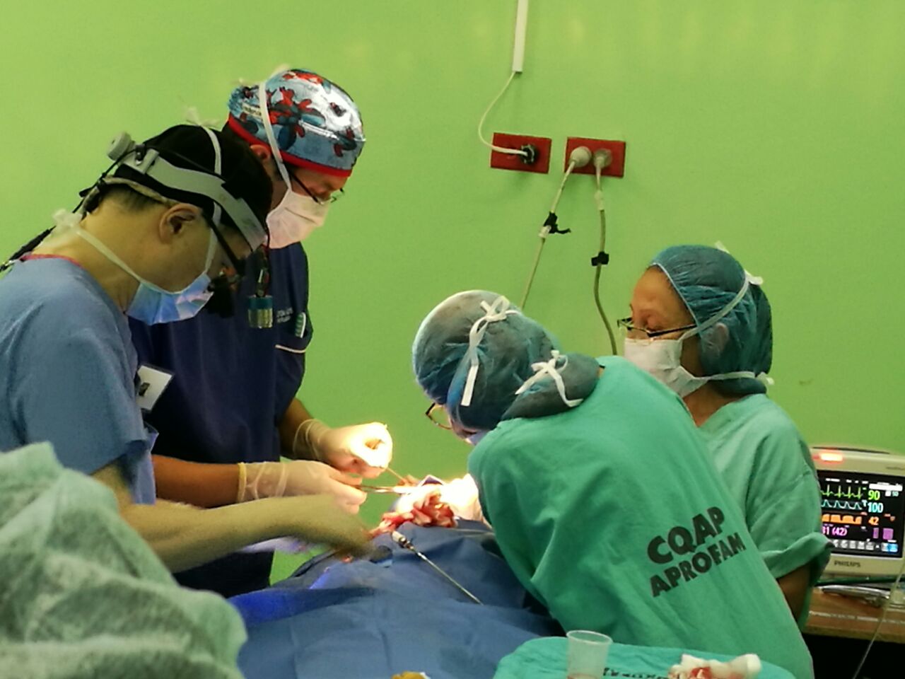 Las cirugías de labio leporino no tienen consto y los médicos le dan seguimiento a los casos hasta garantizar la recuperación de los pacientes. (Foto Prensa Libre: Cortesía)
