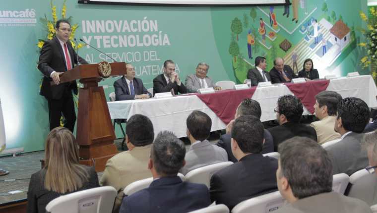 El presidente Jimmy Morales participó este jueves en el 30 Congreso de Anacafé. (Foto Prensa Libre: Cortesía)