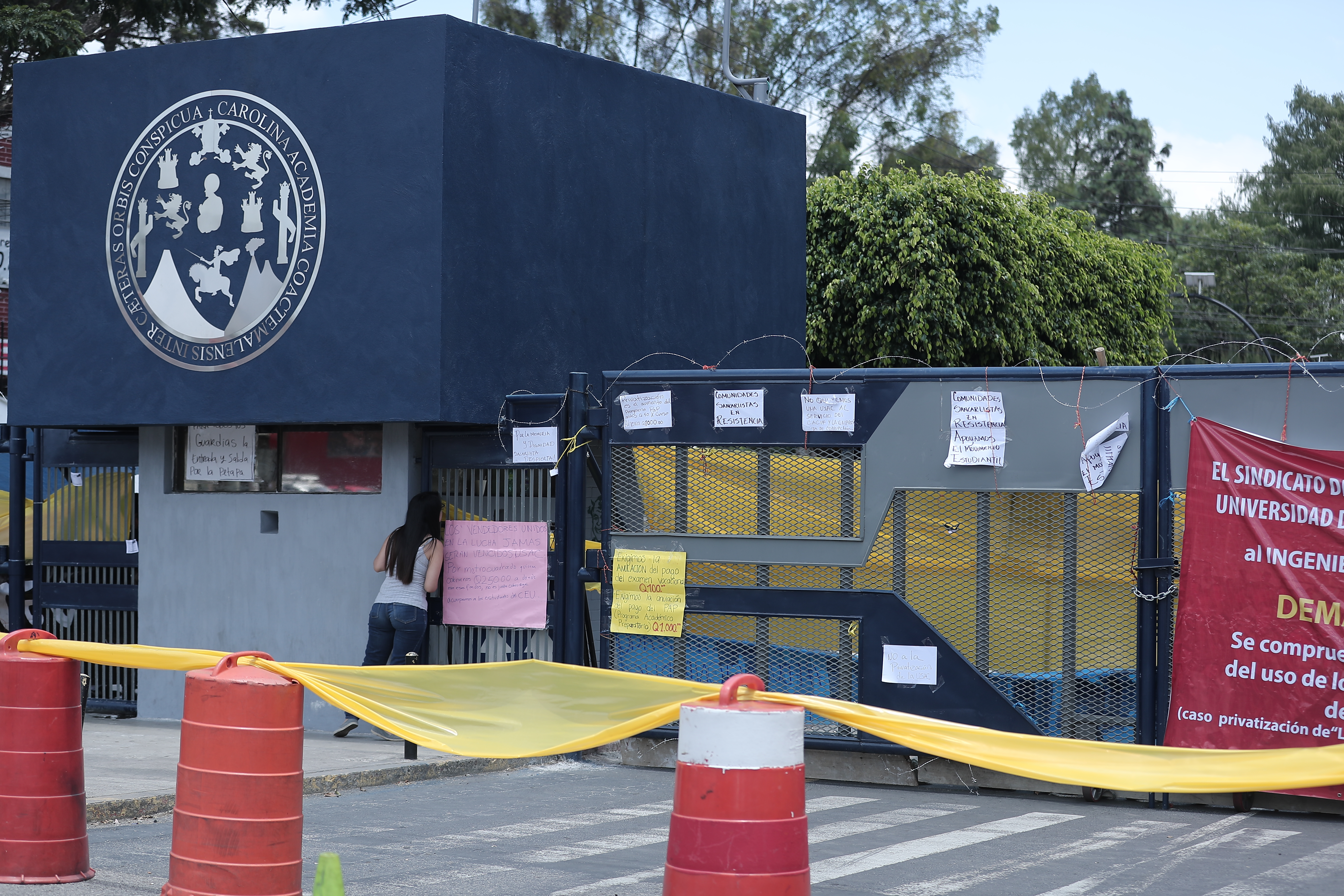Las instalaciones de la Usac se encuentran cerradas desde el 29 de julio. (Foto Prensa Libre: Juan Diego González)