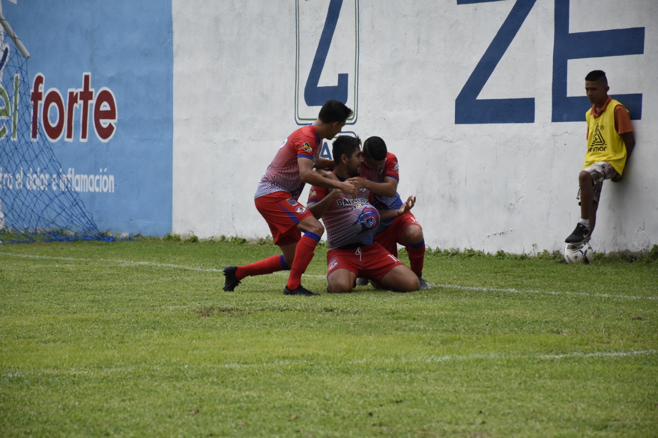 Iztapa consiguió un triunfo que le ayuda en el Apertura 2019. (Foto Prensa Libre: Carlos Paredes)