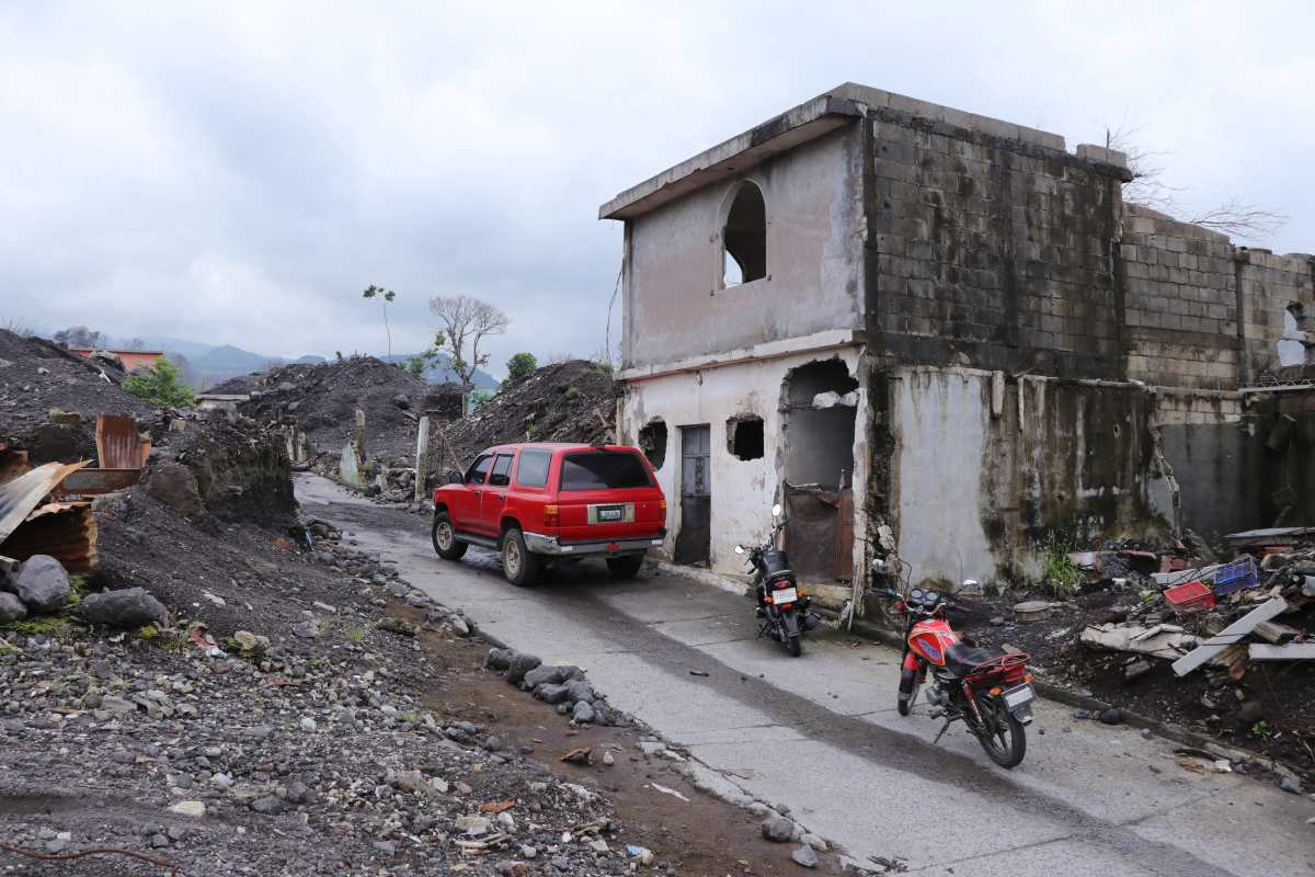 Antropólogos forenses se suman a búsqueda de restos de víctimas de erupción del Volcán de Fuego