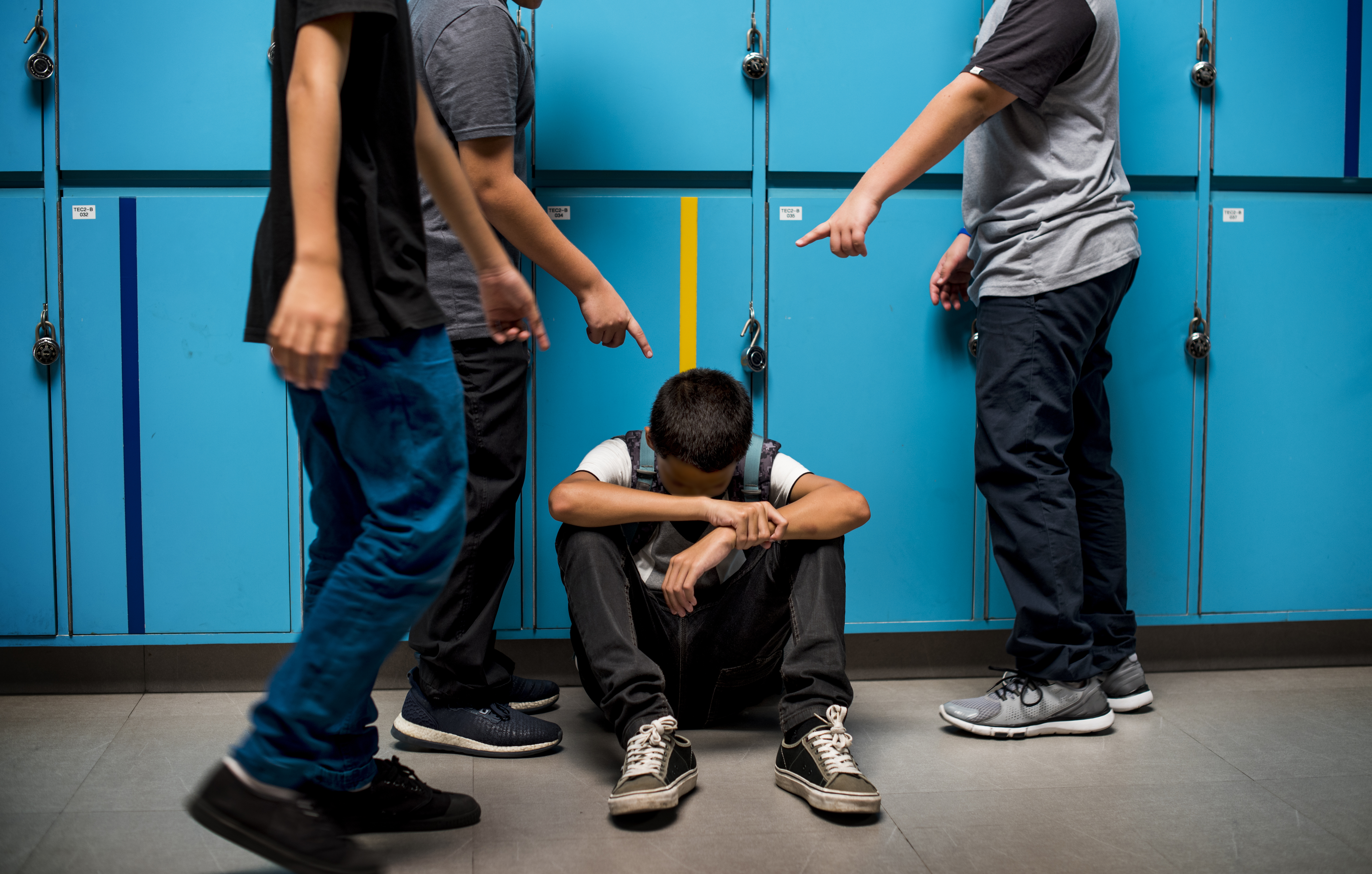 El acoso escolar se da en todos los niveles. Las víctimas pueden sufrir de agresión verbal, física y emocional, y esto afectar su comportamiento y rendimiento escolar. (Foto Prensa Libre: Servicios) 