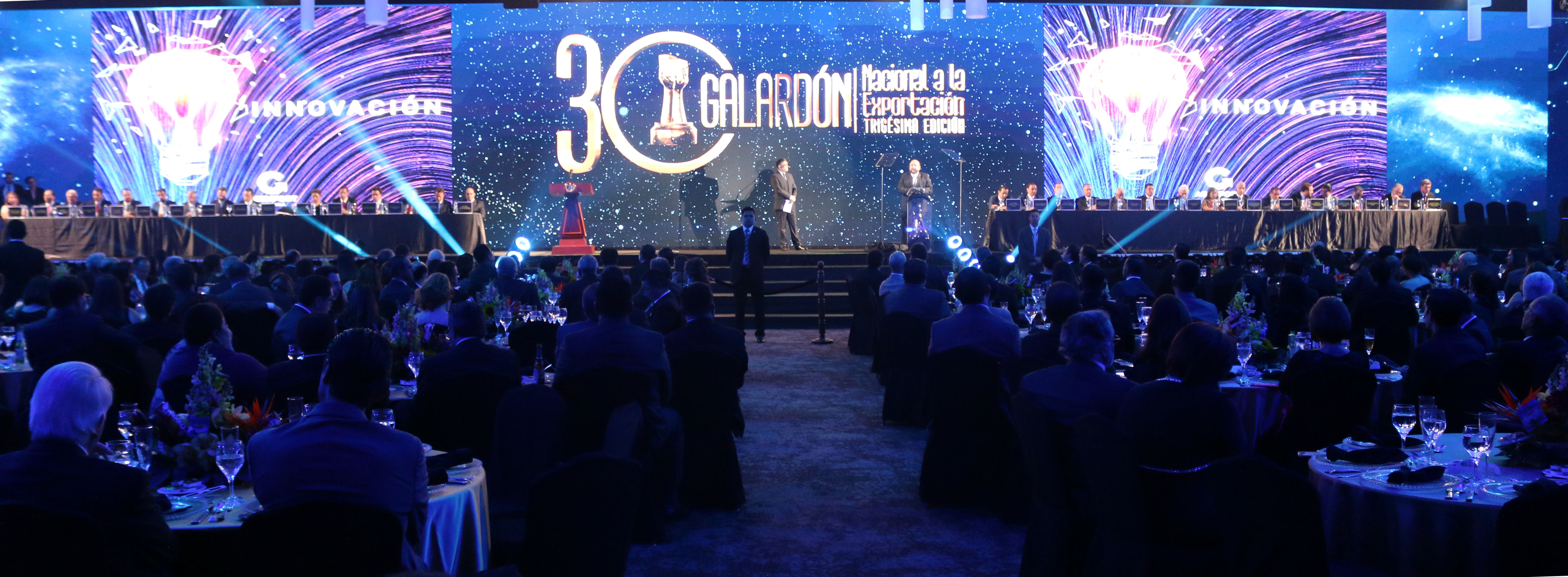 Durante el Galardón Nacional a la Exportación se reconoce al "Exportador del Año". (Foto Prensa Libre: cortesía Agexport)