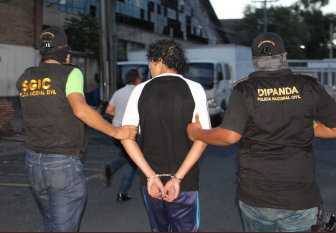 La Policía informó acerca de la captura de un supuesto sicario de una adolescente en la zona 7. (Foto Prensa Libre: PNC)