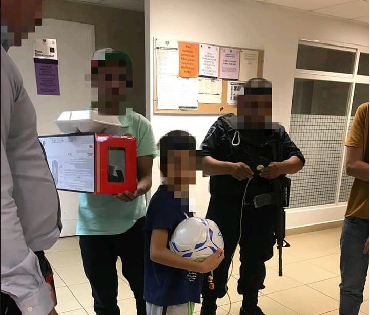 El menor recibió atención en un hospital mexicano. (Foto Prensa Libre: Gobierno del Estado de Moleros)