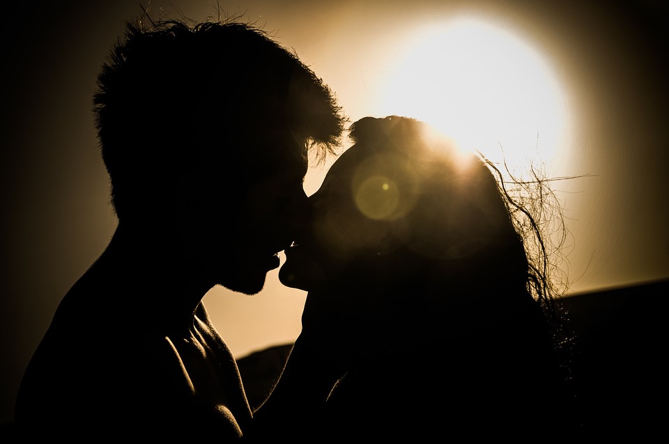La vida en pareja también necesita renovarse en el tema sexual. (Foto Prensa Libre: Pixabay)