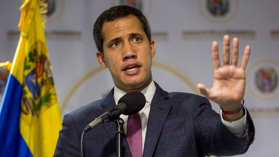 Juan Guaidó insiste en que él y la Asamblea Nacional tienen la legitimidad para negociar con el oficialismo.