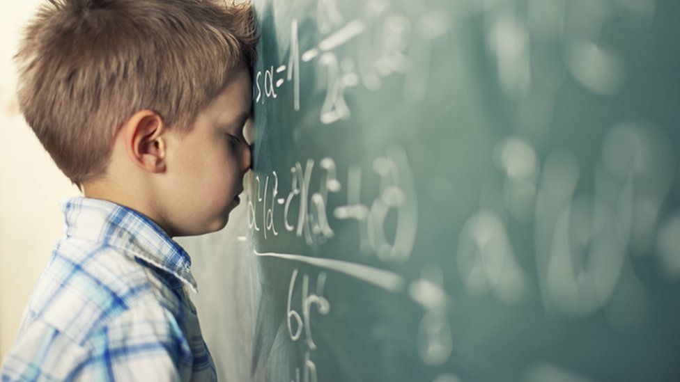 Hay estudios que derrumban la idea de que nacemos (o no) con cierta afinidad hacia las matemáticas. (Foto Prensa Libre: Getty Images)