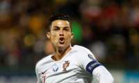 El delantero portugués Cristiano Ronaldo se ha convertido en una máquina de hacer goles para su selección. (Foto Prensa Libre: EFE)
