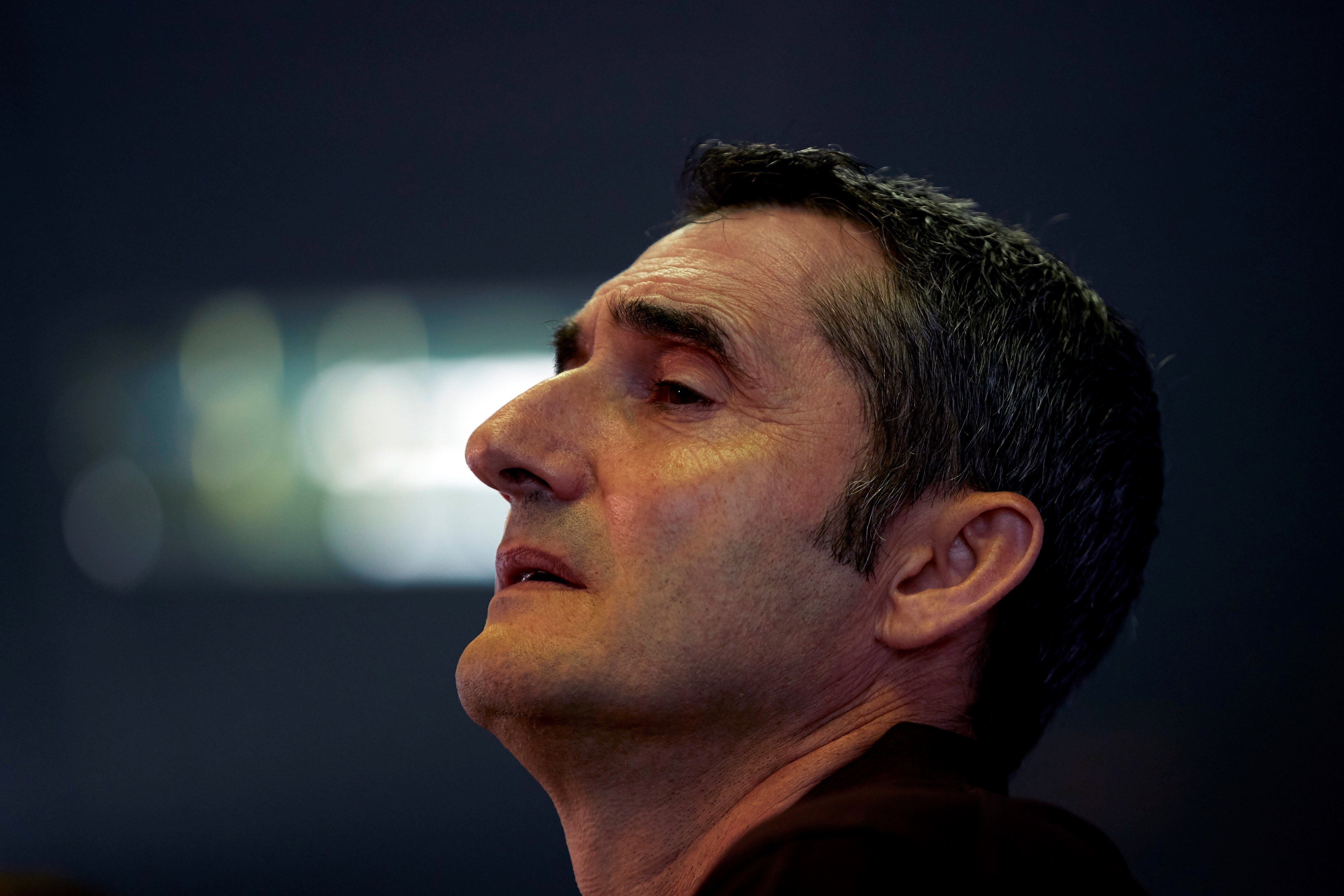 El entrenador del FC Barcelona, Ernesto Valverde, confía en la recuperación del equipo. (Foto Prensa Libre: EFE)