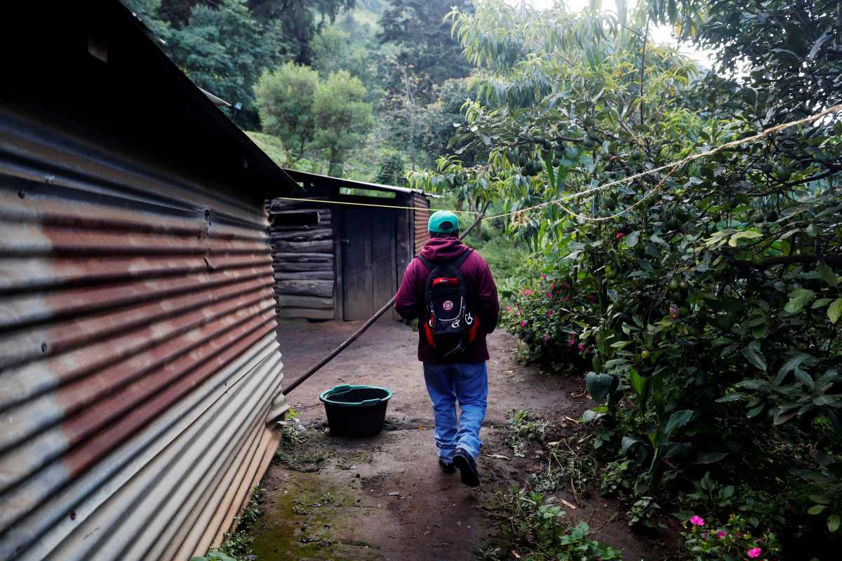 Guatemala y su casa de la pobreza: sin agua ni baño
