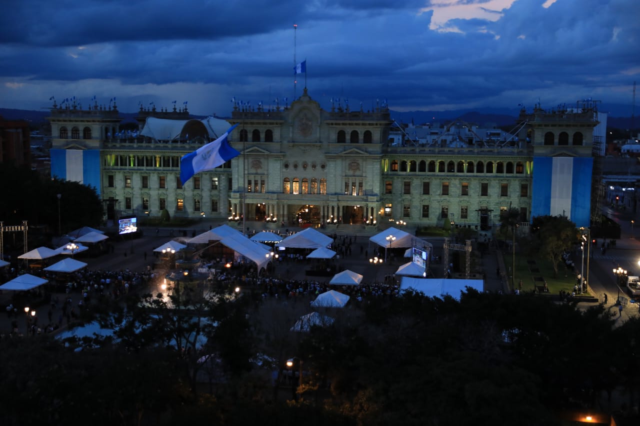 Vista de la restaurada fachada del Palacio Nacional de la Cultura. (Foto Prensa Libre: Óscar Rivas)