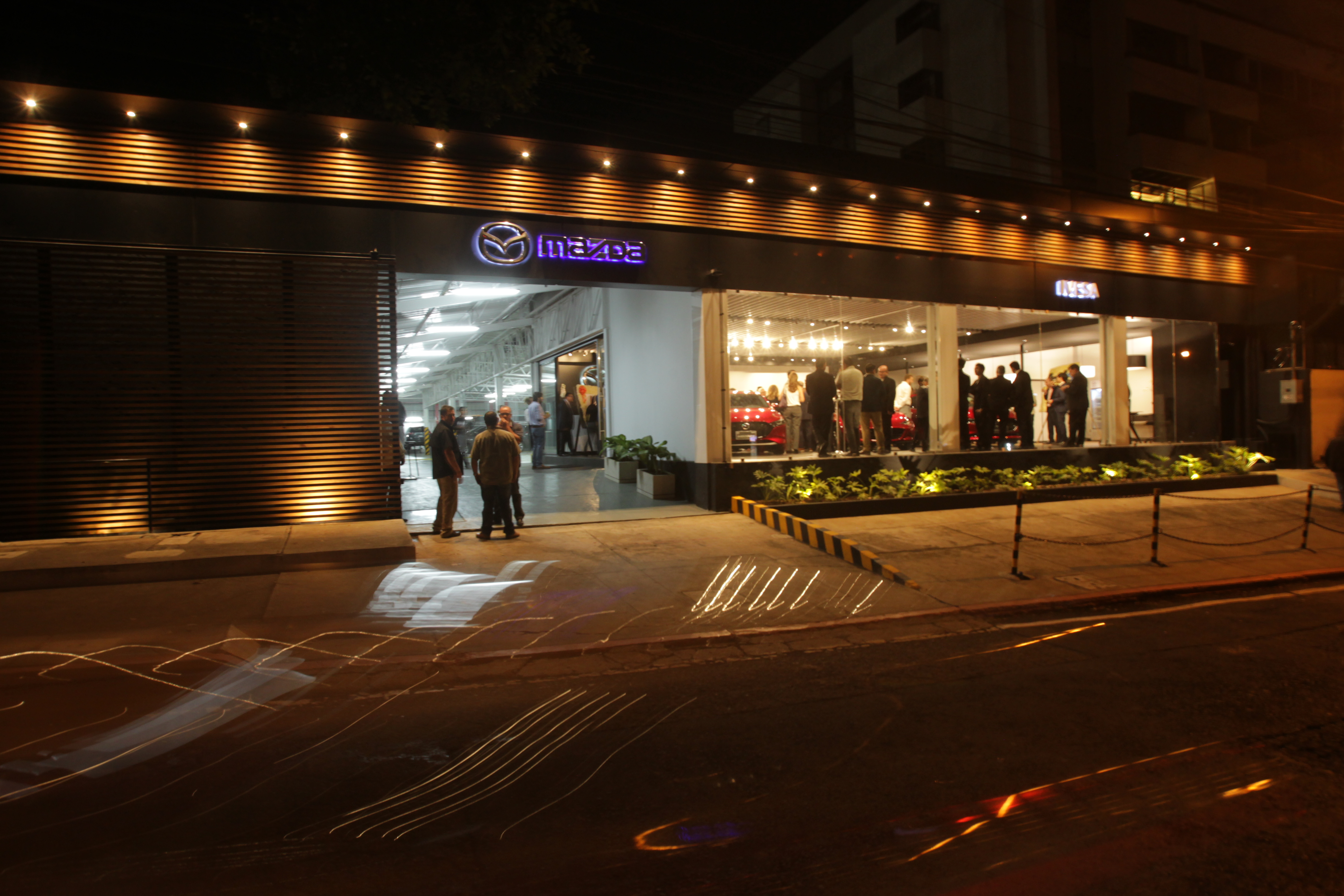 La nueva sala de ventas cuenta con servicio técnico y de repuestos. (Foto Prensa Libre: Norvin Mendoza)
