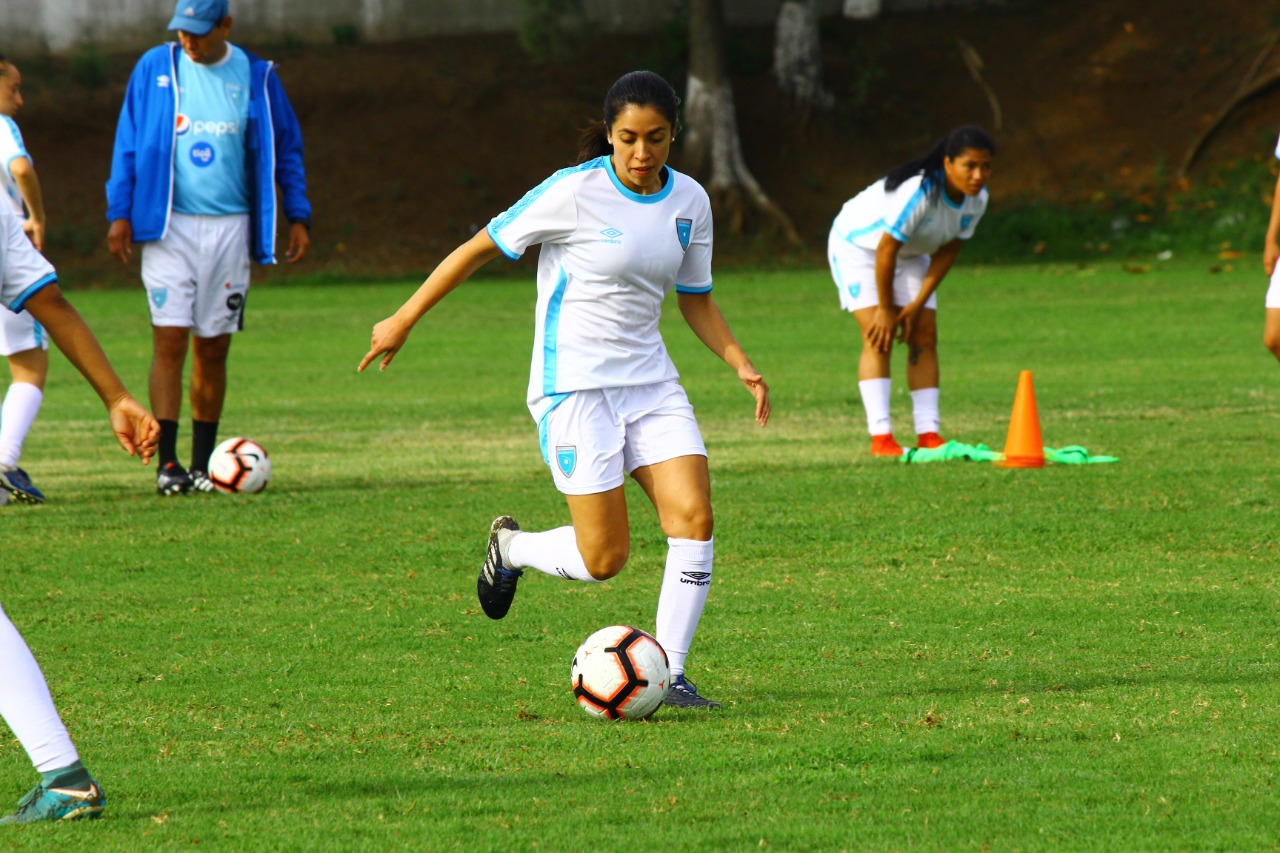 Ana Lucía Martínez es parte de la Selección Femenina Mayor. (Foto Prensa Libre: Luis López)
