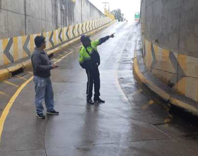 ¡Precaución! Las lluvias de las últimas horas causan cierre de vías en el viaducto de Avenida Las Américas